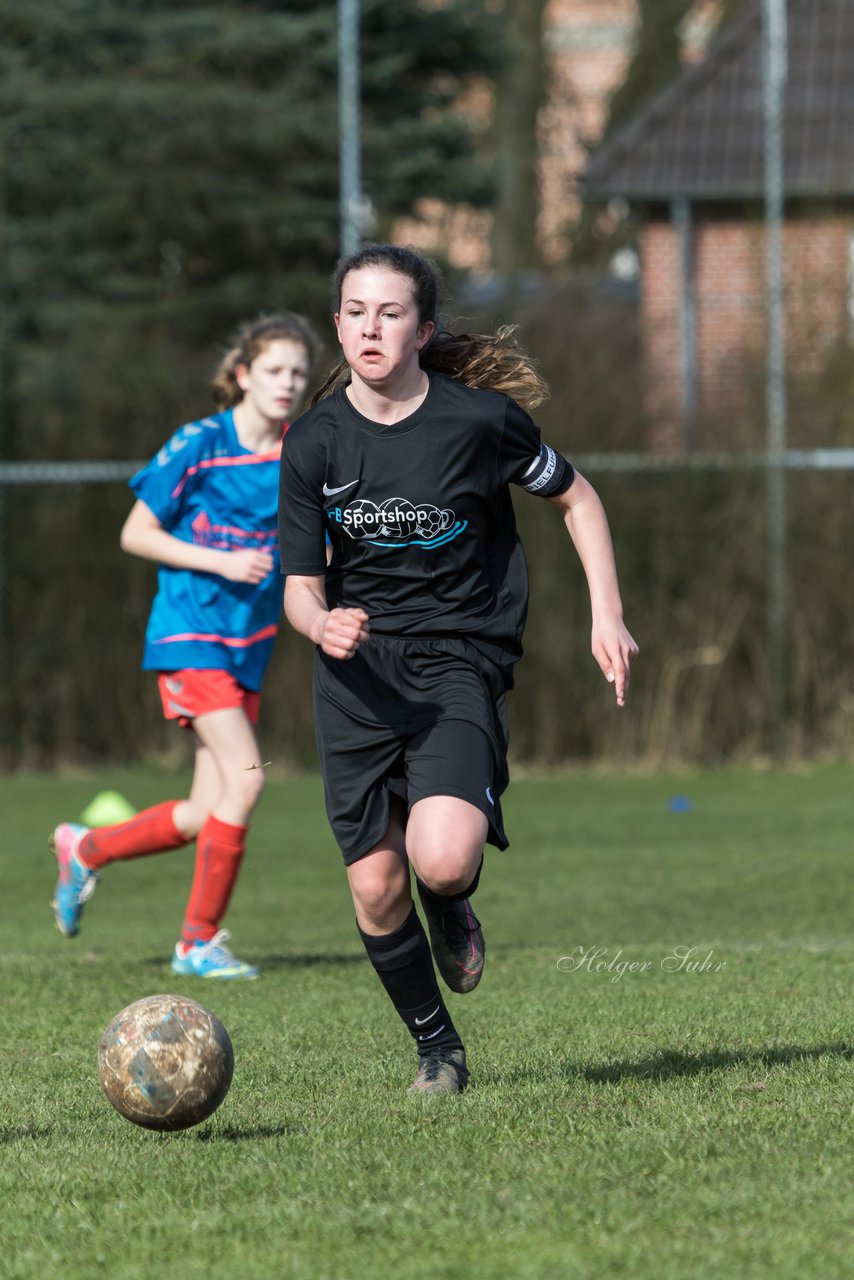 Bild 188 - C-Juniorinnen SV Steinhorst/Labenz - TSV Friedrichsberg-Busdorf : Ergebnis: 5:0